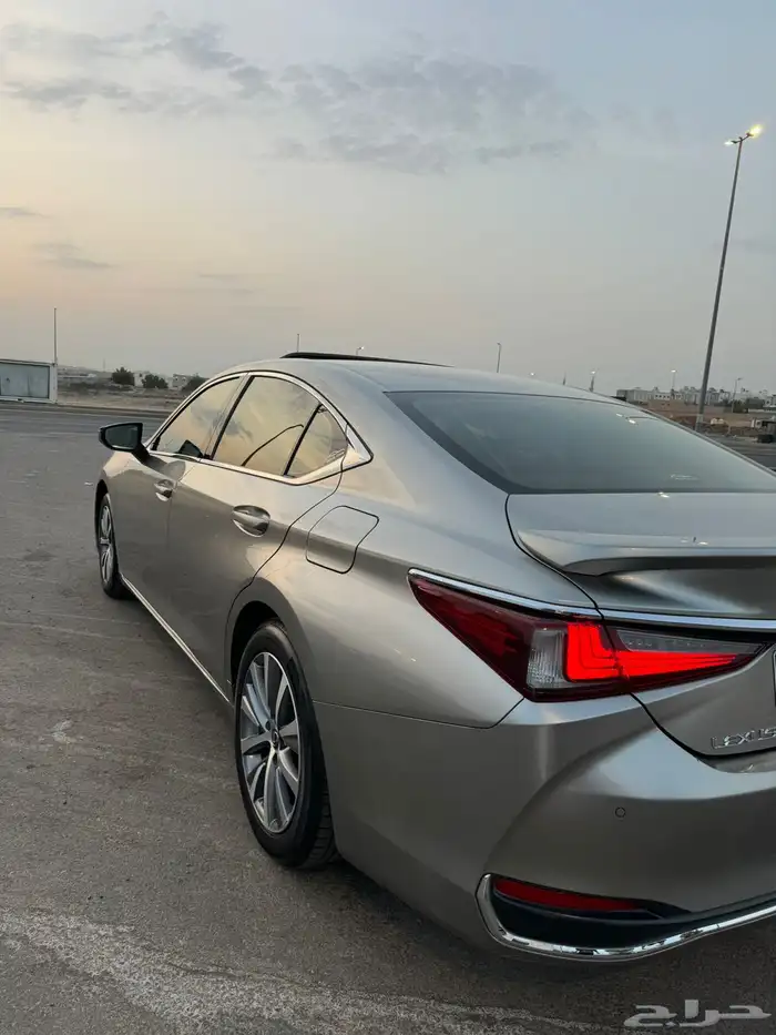 لكزس2020 ES250 10