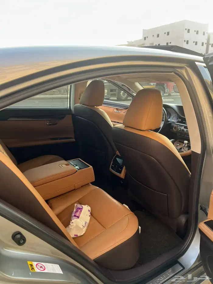 لكزس ES350سعودي قمة في النظافة 19
