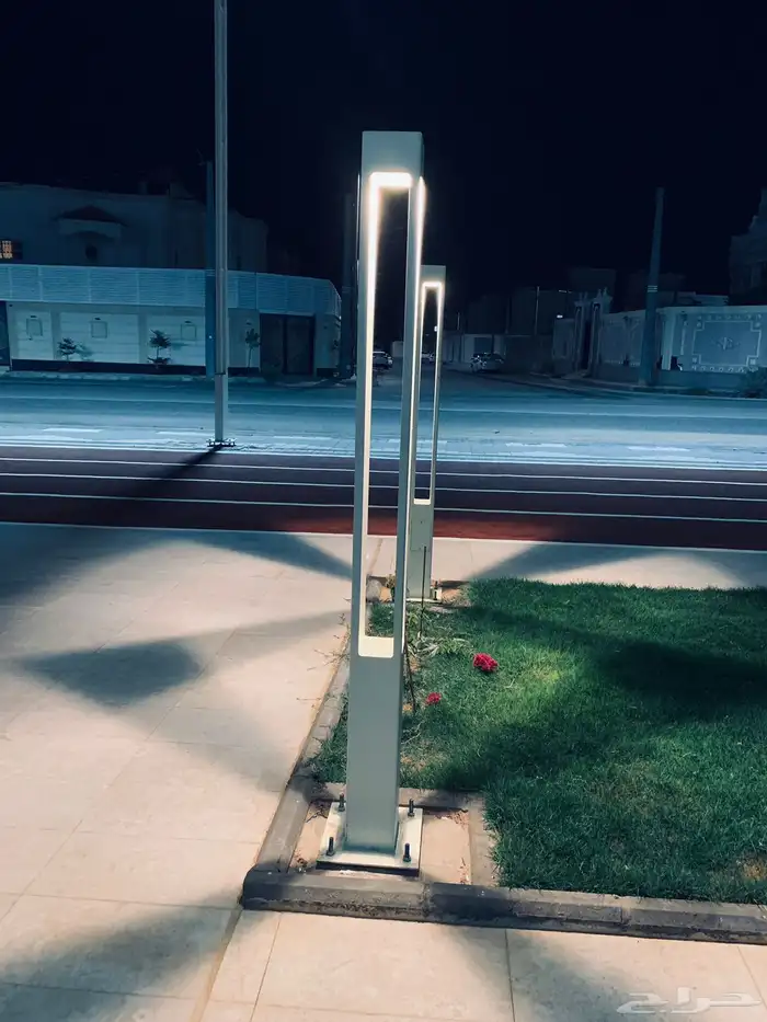 أعمدة إنارة شوارع 39