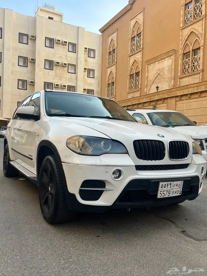 بي ام دبليو X5 4
