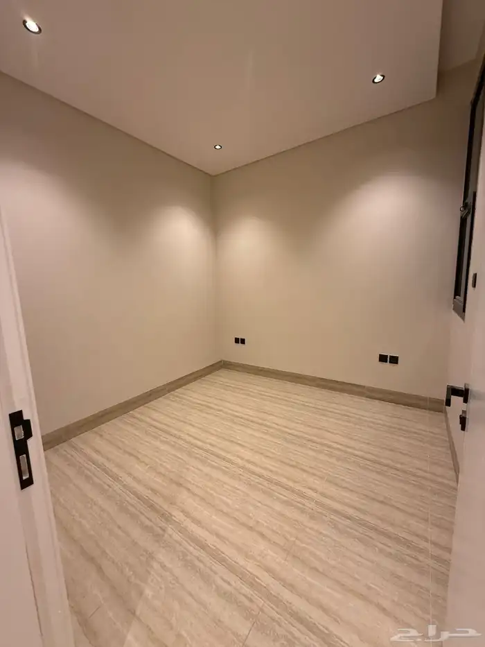 دور للإيجار حي العارض 6