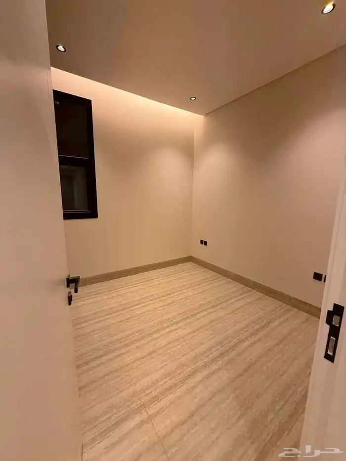 دور للإيجار حي العارض 10