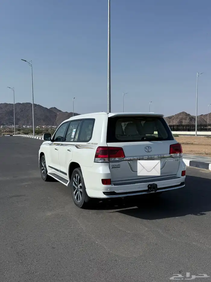 لاندكروزر 3