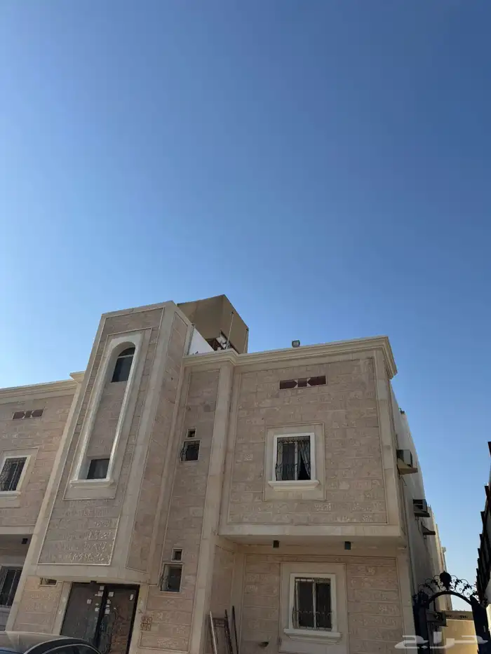 عماره سكنيه للبيع 1