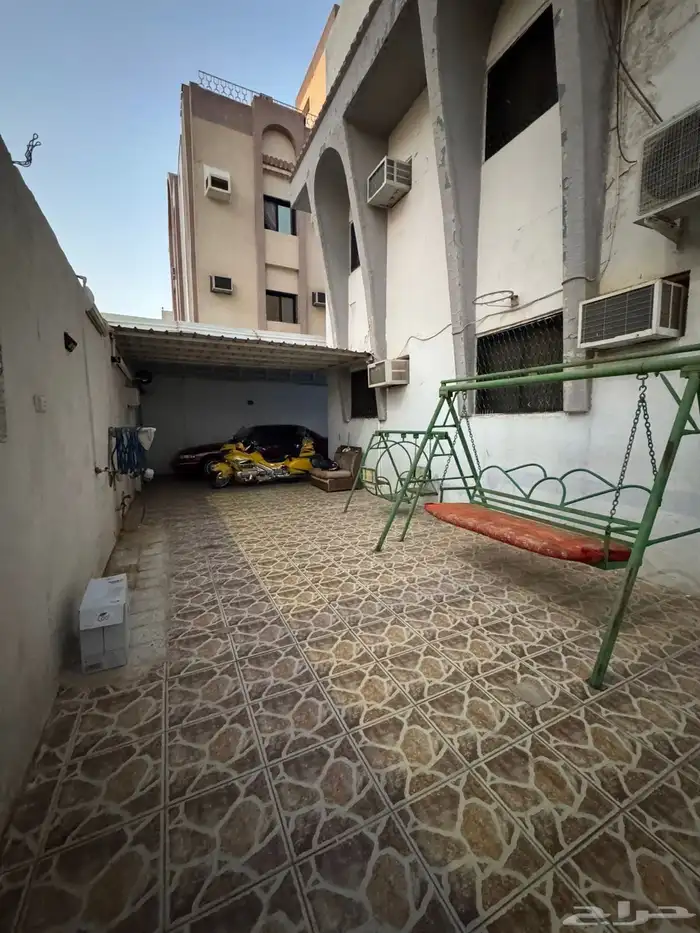 فيلا للبيع في المدينة المنورة حي الاسكان 18
