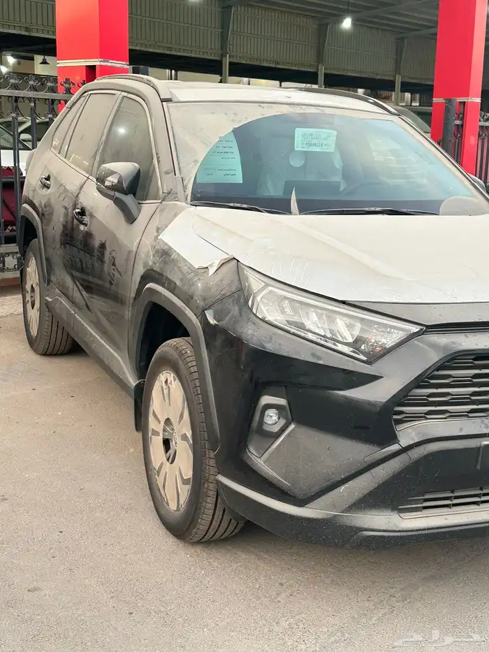 راف فور xle 2023 نص فل بنزين بسعر 110.000 1