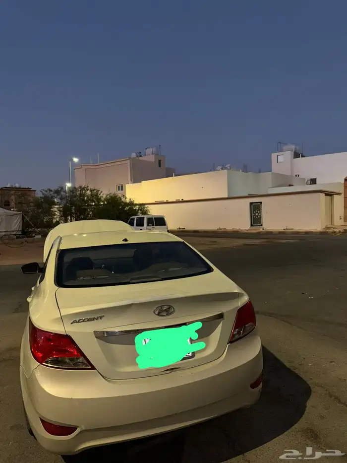 يوجد سيارات للبيع 12