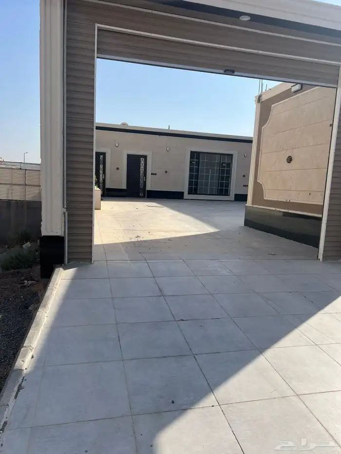 فرصه للبيع فيلا فاخره في الحمراء 5