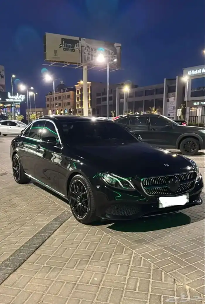 مرسيدس بينز E300 25