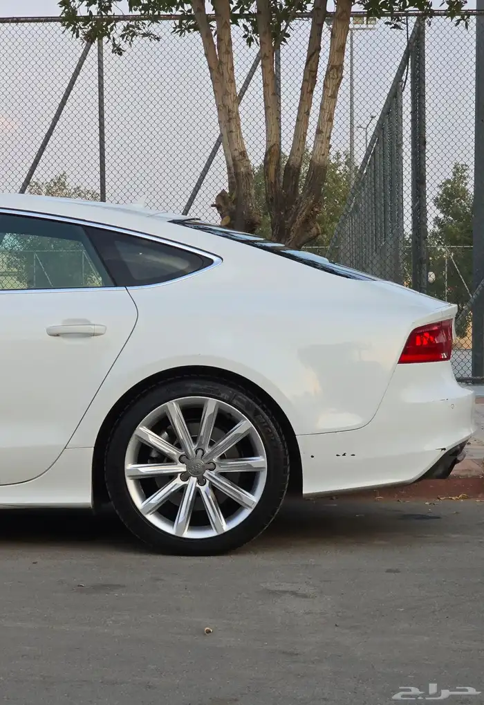 اودي A7. 2014 مالك اول 7