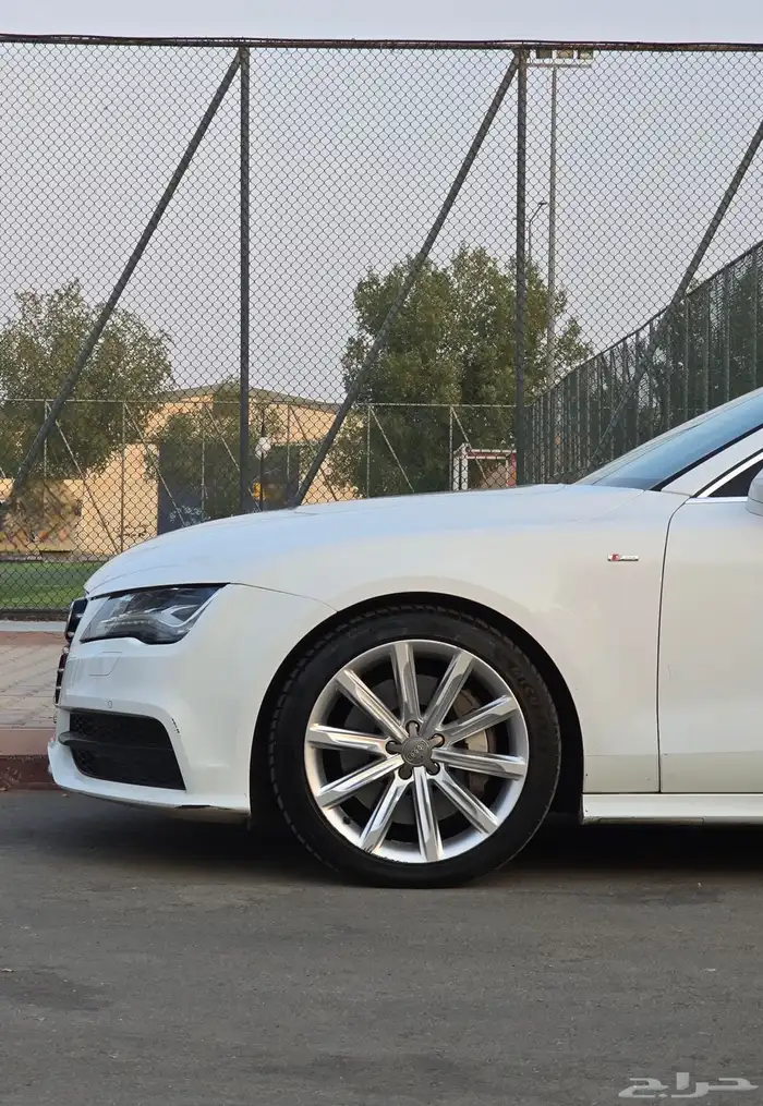 اودي A7. 2014 مالك اول 40
