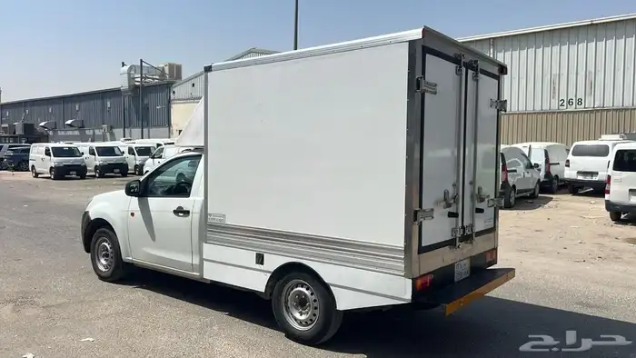 أيسوزو ديماكس للإيجار 3