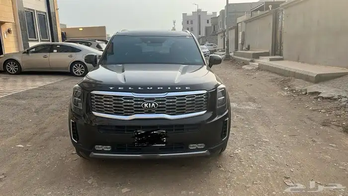 سياره جيب تيلورايد كيا 2021 3
