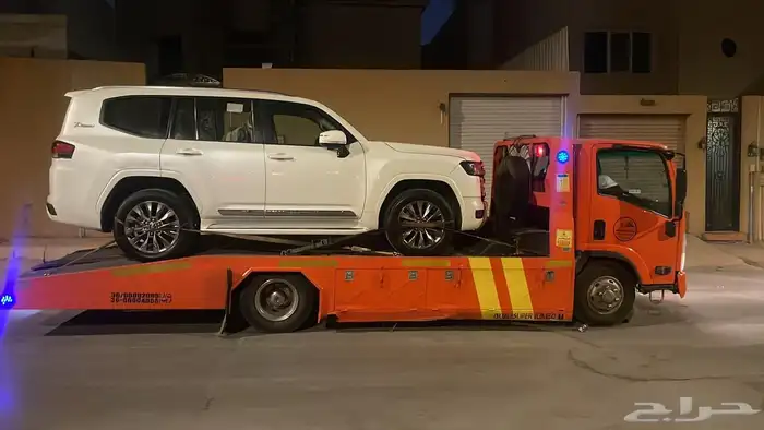 سطحه حي الروضه والخليج لنقل السيارات المصدومة والمعطلة 0