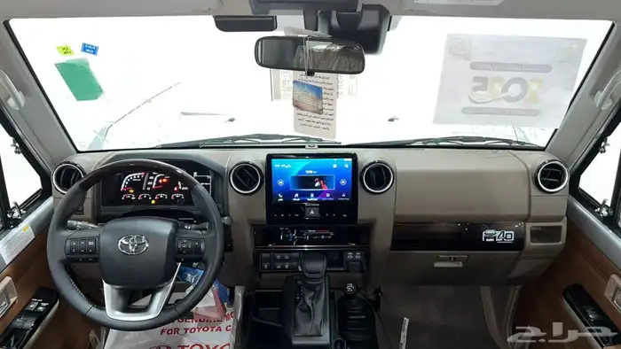 تويوتا ربع V6.2025فل كامل رفرف بريمي بنزين40عام. 10