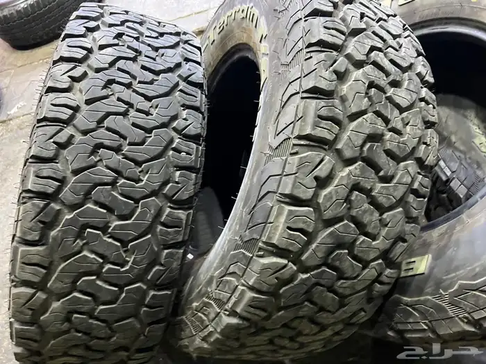 كفرات بي وآي نص حجري مقاس 285 70 17 24 10