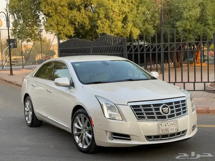 كاديلاك XT5 2014 ( بحالة الوكالة ) 17