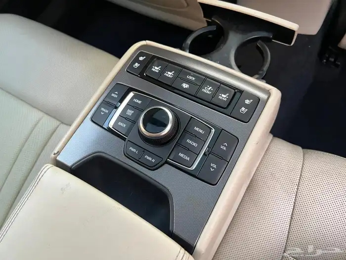 جنسس G80 2015 (بحالة ممتازة) 20