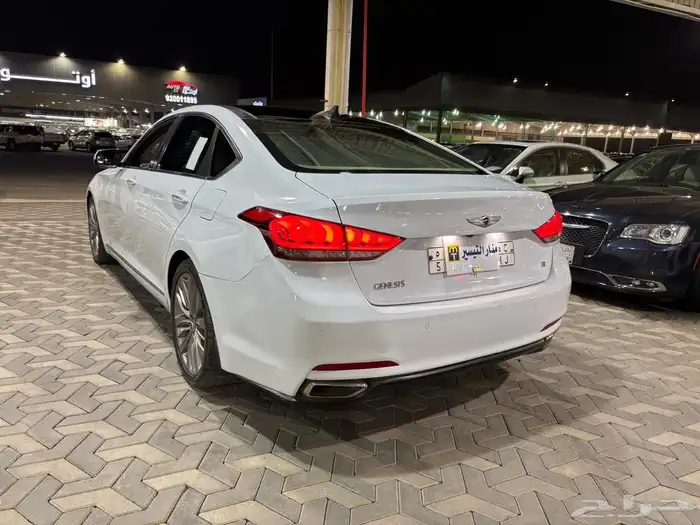 هيونداي جينيسس 2016 5
