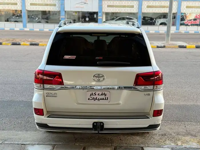 تويوتا لاندكروزر GXR 2021 تورنق 7