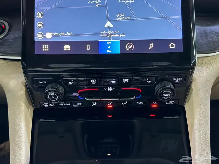 جراند شيروكي ليمتد 2022 ( بحالة الوكالة ) 10