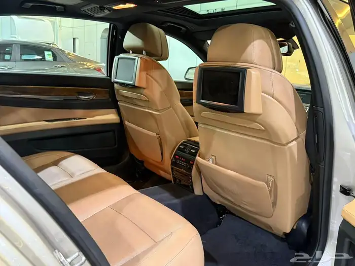 بي ام دبليو - 2012 - 740LI - الفئه السابعه ( بحاله ممتازه ) 8