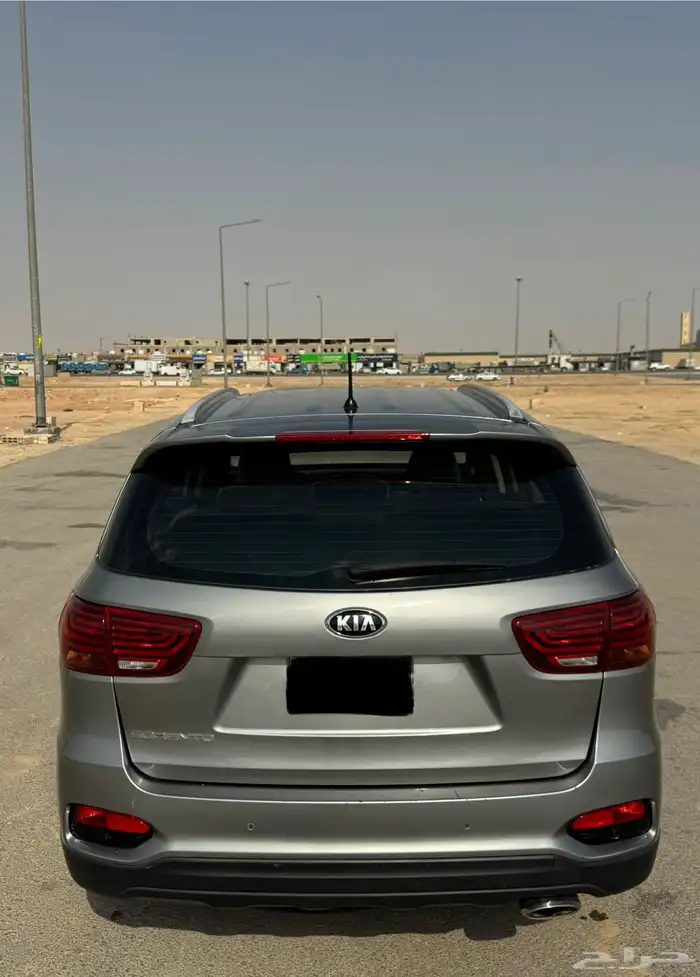 كيا سورنتو 2019 نظيف 6