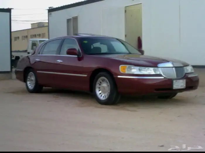 لنكولن تاون كار 1998 43