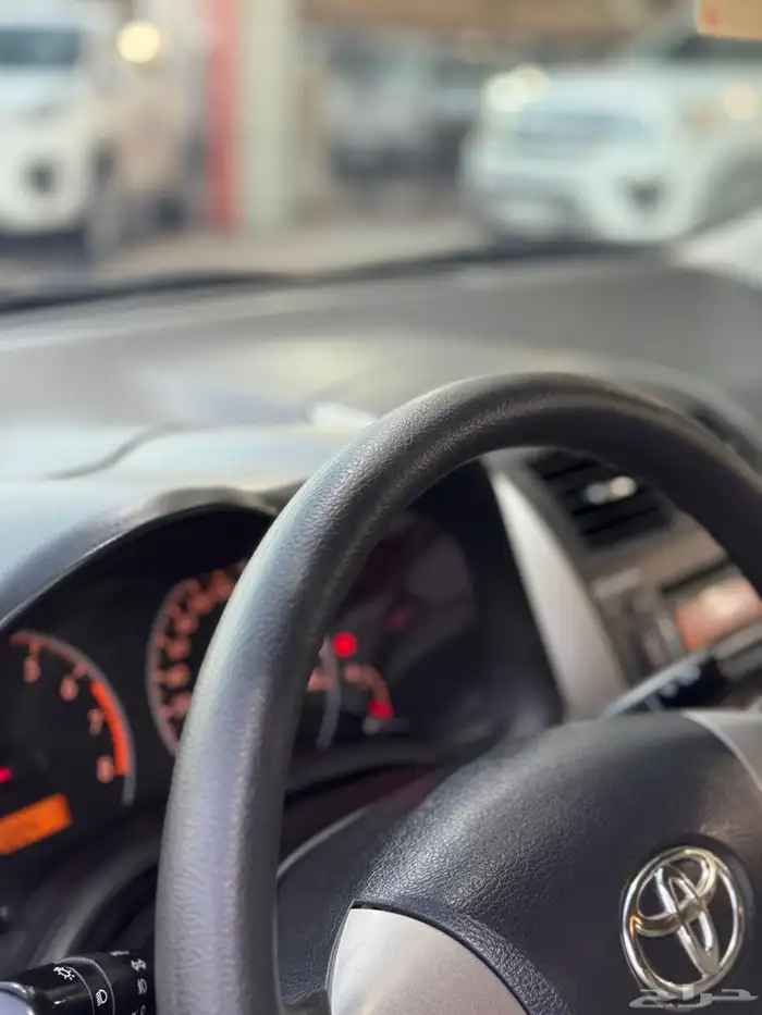 تويوتا كورلا 2013 مخزنة 30