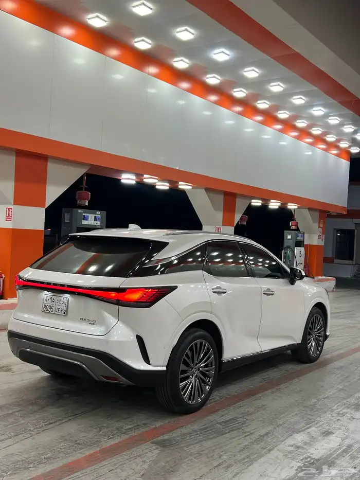 لكزس سعودي BB 2024 . شبه الاصفار 50
