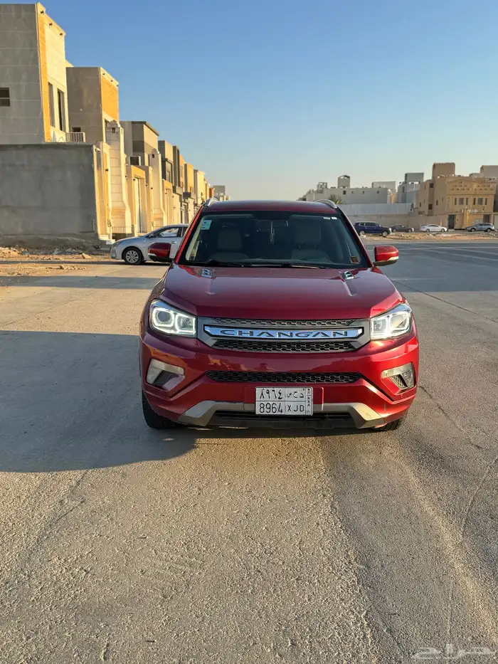 للبيع جيب شانجان cs75 2017 فل كامل دبل 10
