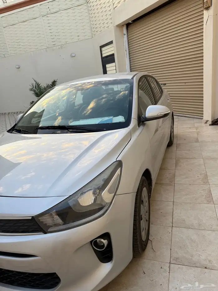 كيا ريو 2019 نظيفه للبيع 4