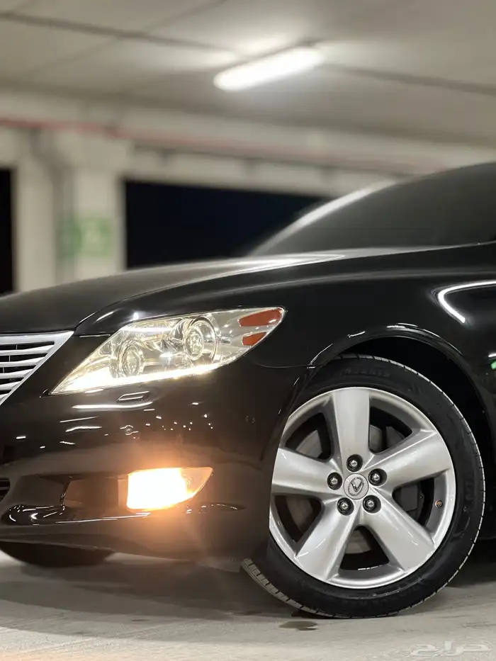 لكزس LS460L 2010 15