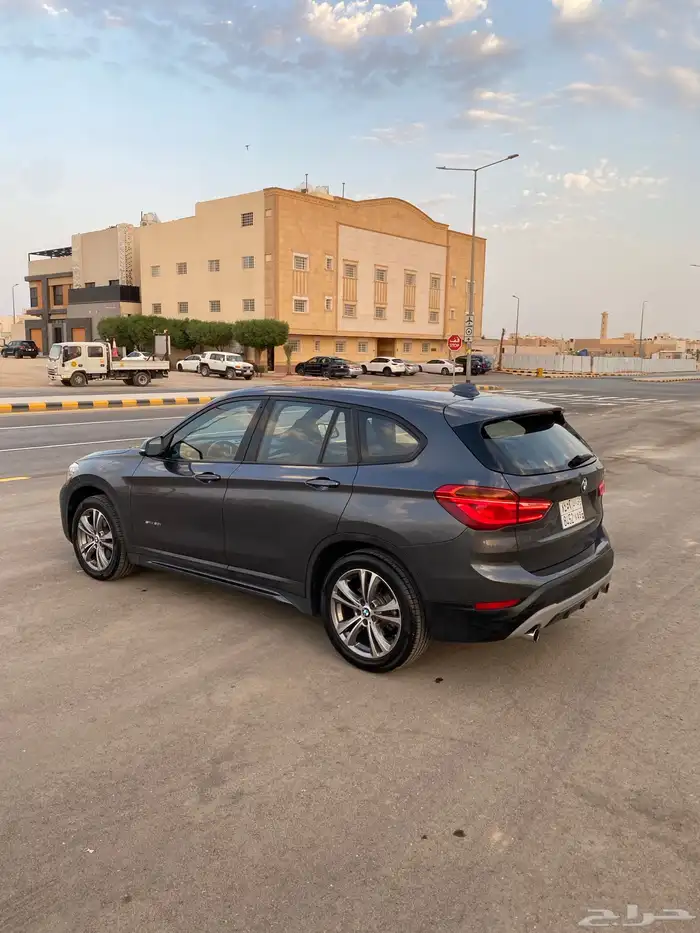 BMW X1 2016 بحالة الوكاله 5