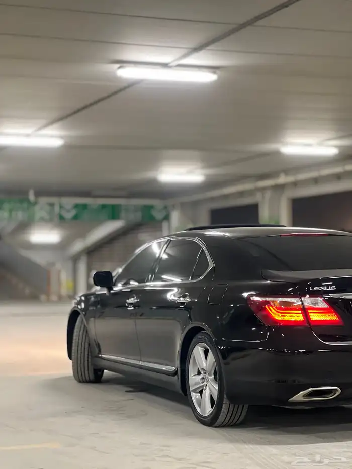 لكزس LS460L 2010 5
