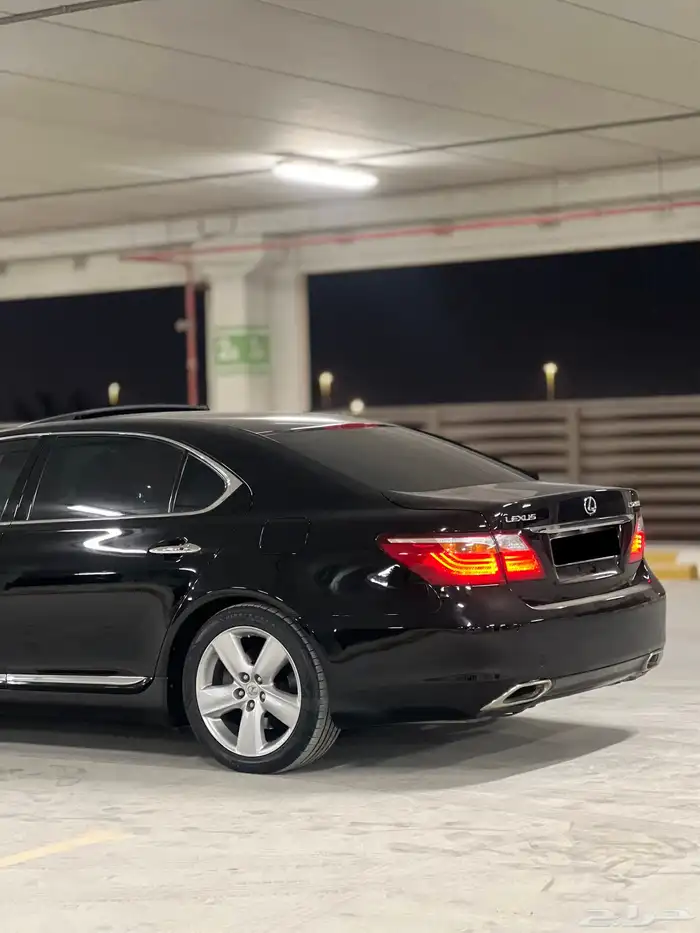 لكزس LS460L 2010 4