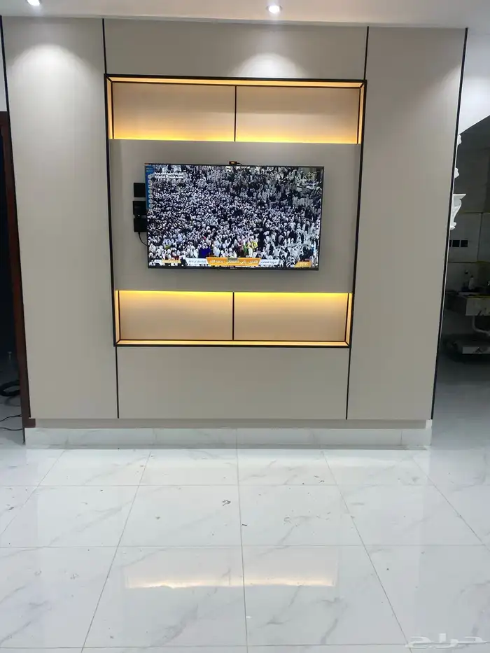 ديكورات شيبورد مدخل استقبال شيبورد مودرن رفوف مرايات 1
