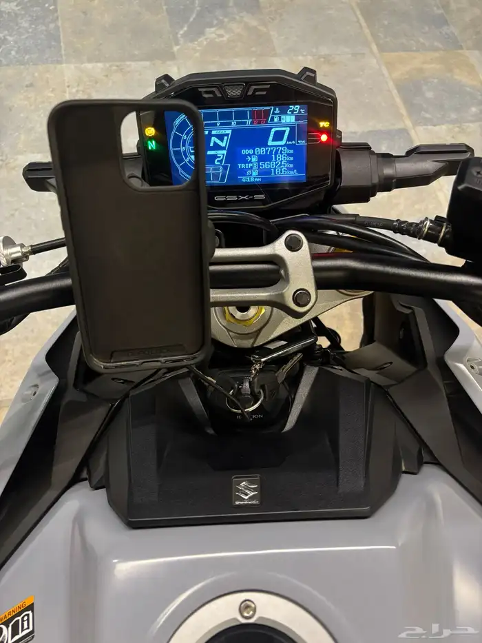 Suzuki GSX-S1000 7
