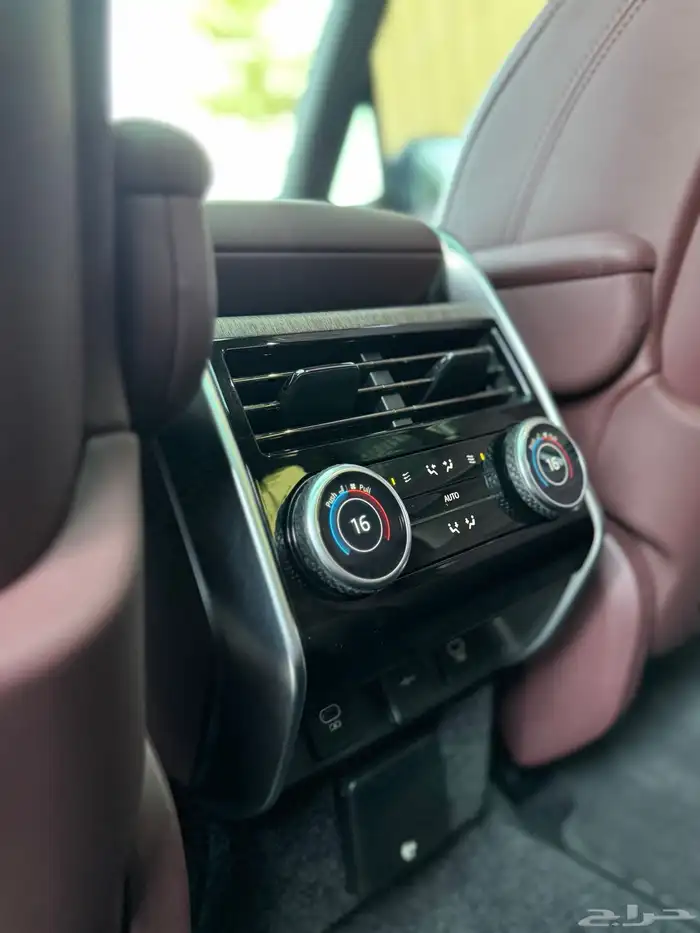 Range Rover Vogue سليم من الحوادث 9