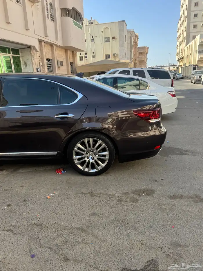 لكزس ls 460 2014 لارج 23