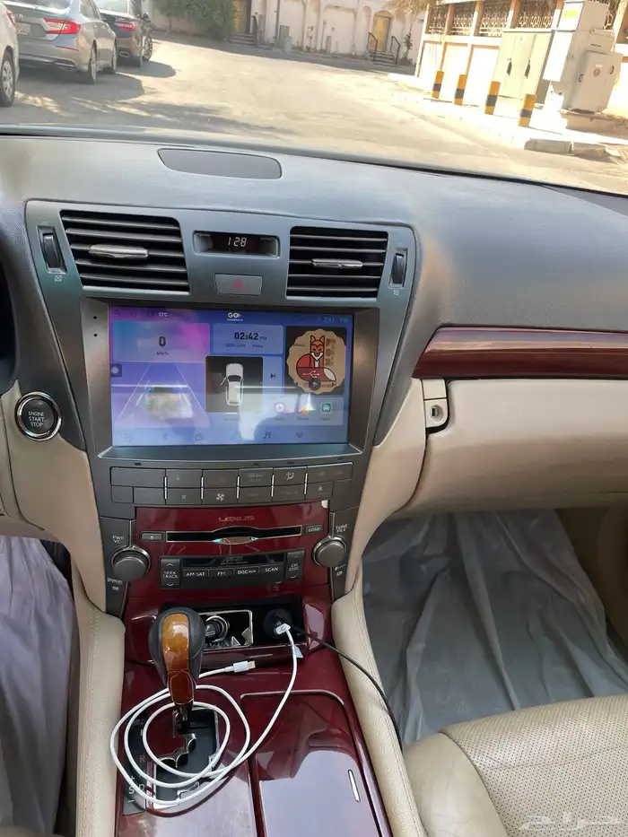 لكزس LS L460 موديل 2007 12