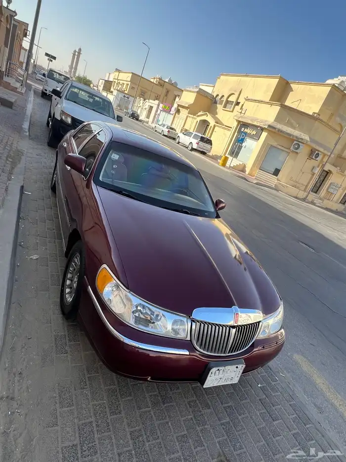 لنكولن تاون كار 1998 15