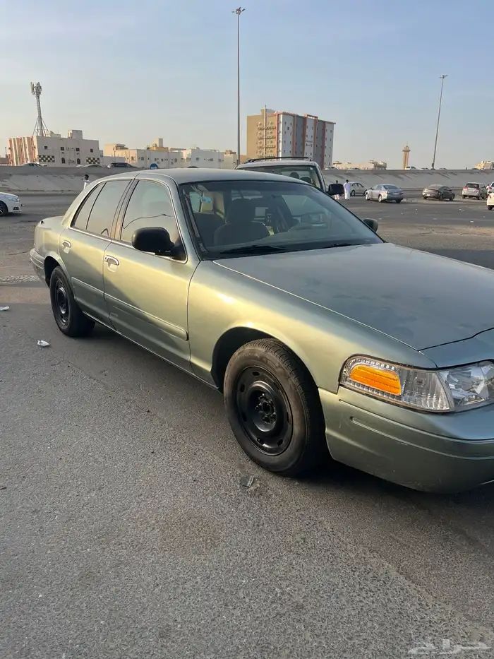 كراون فكتوريا 2005 سعودي 2