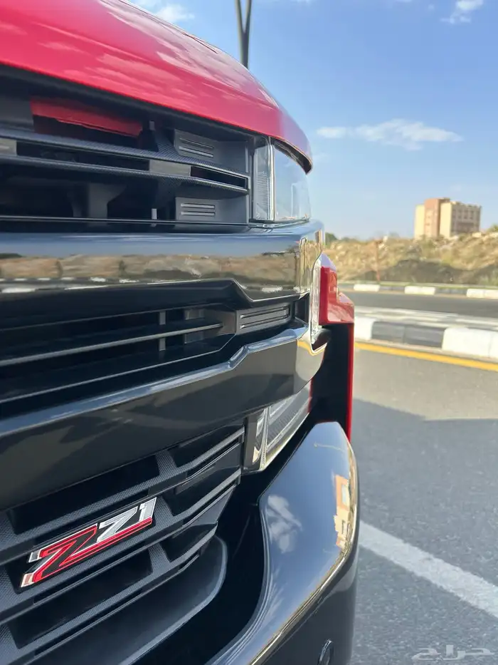 سلفرادو تريل بوس ماشي ثلاثين الف فل كامل شبه جديد 8