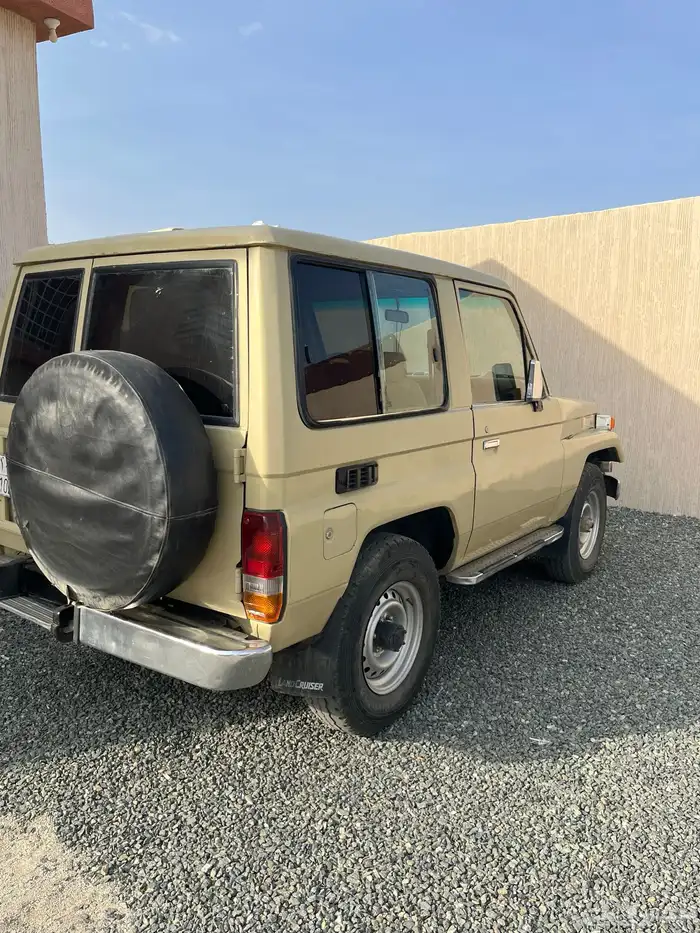 جيب ربع 86 3