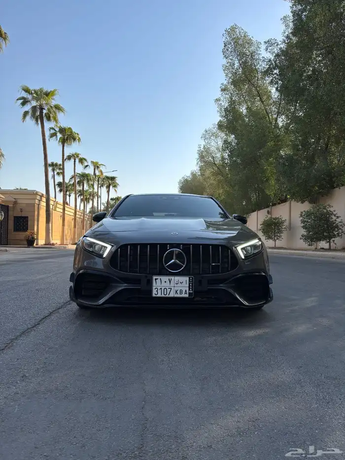 مرسدس AMG فئة A45 موديل 2021 9