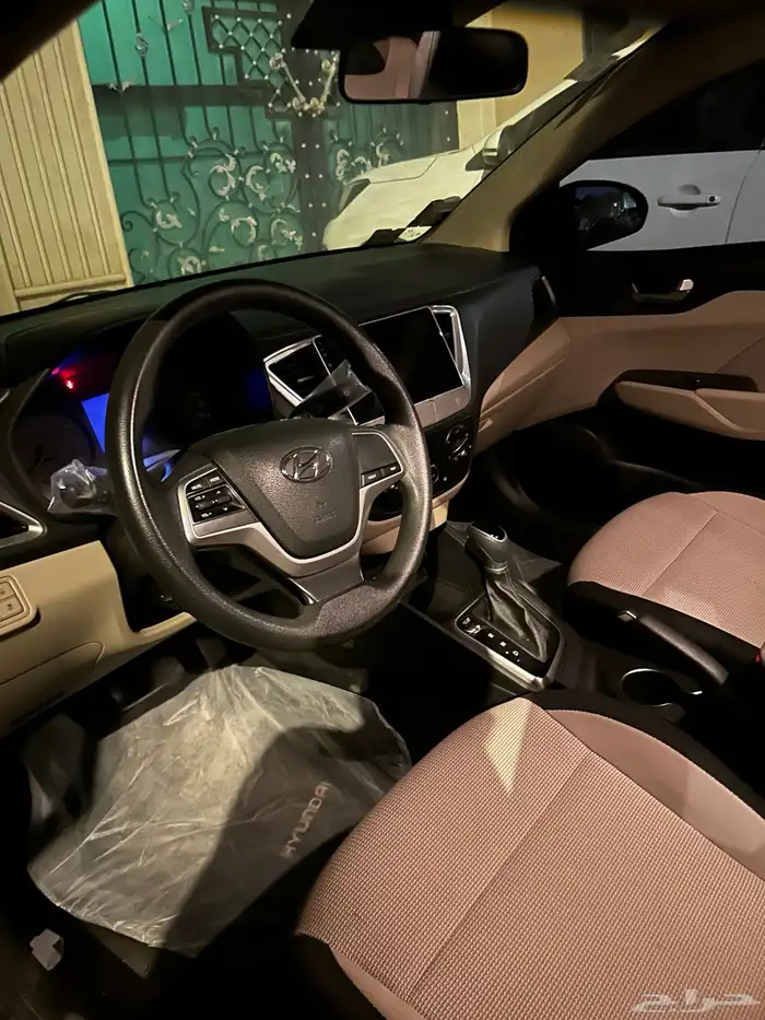 للبيع اكسنت 2020 1