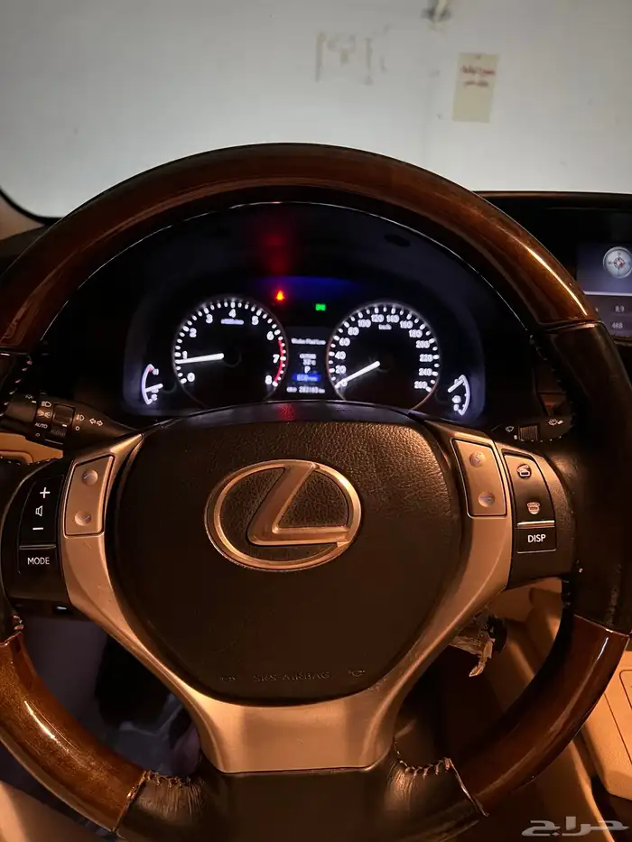 لكزس ES 350 2015 5