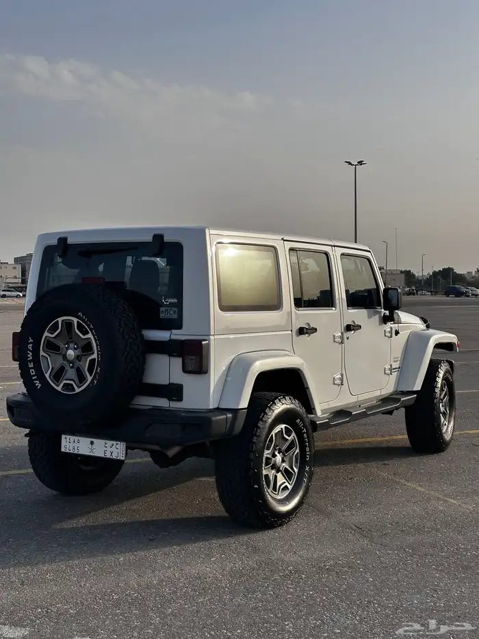 جيب رانجلر ( صحارى ) 4 أبواب 13