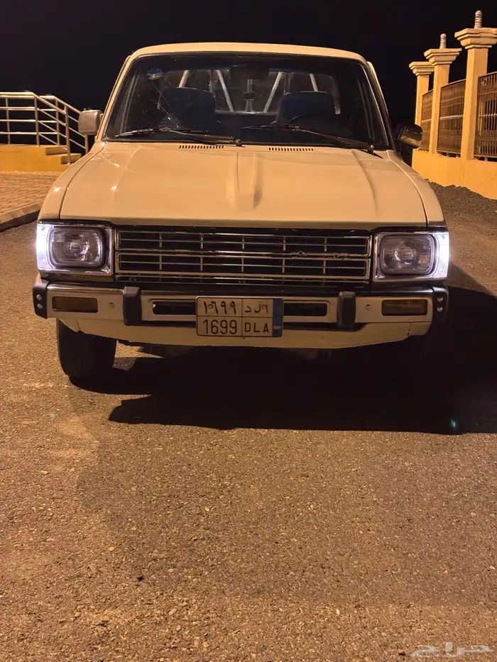 هايلوكس 81 2